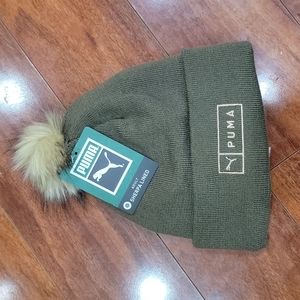 NWT Puma sherpa-lined hat